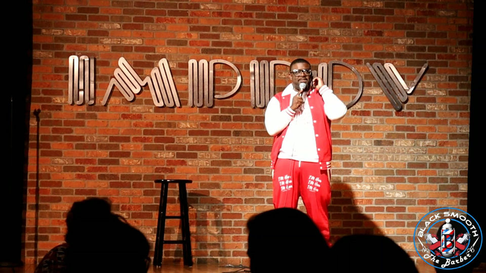 Black smooth invades the inmprov short